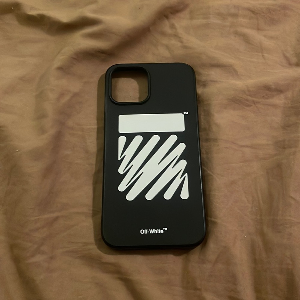 🎉FLASH SALE🎉 AUTHENTIC OFF-WHITE IPHONE 12 PRO MAX CASE